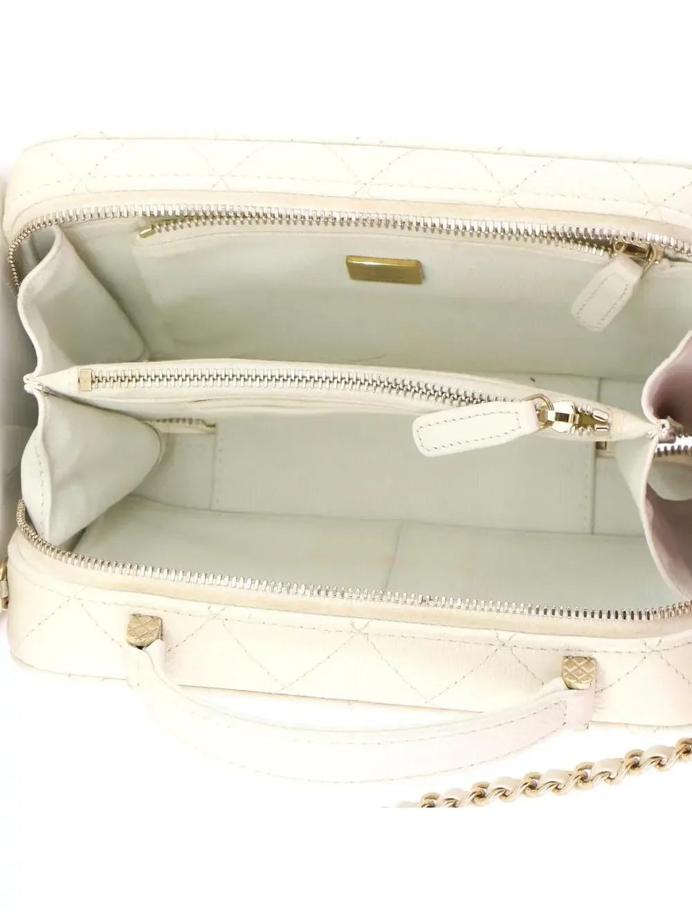 Chanel Cc Zip Around Top Handle Vanity #275625C34B